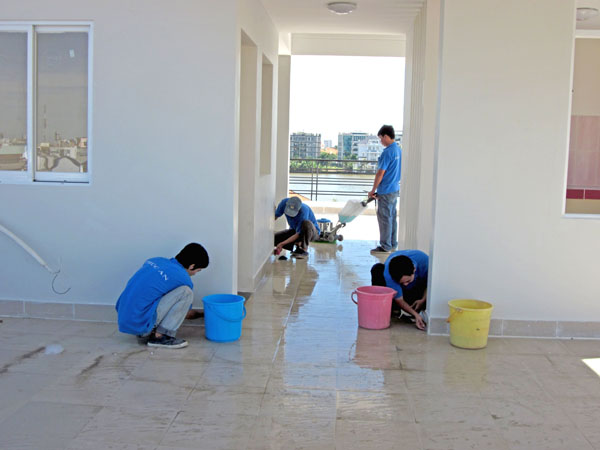 vệ sinh nhà sau xây dựng